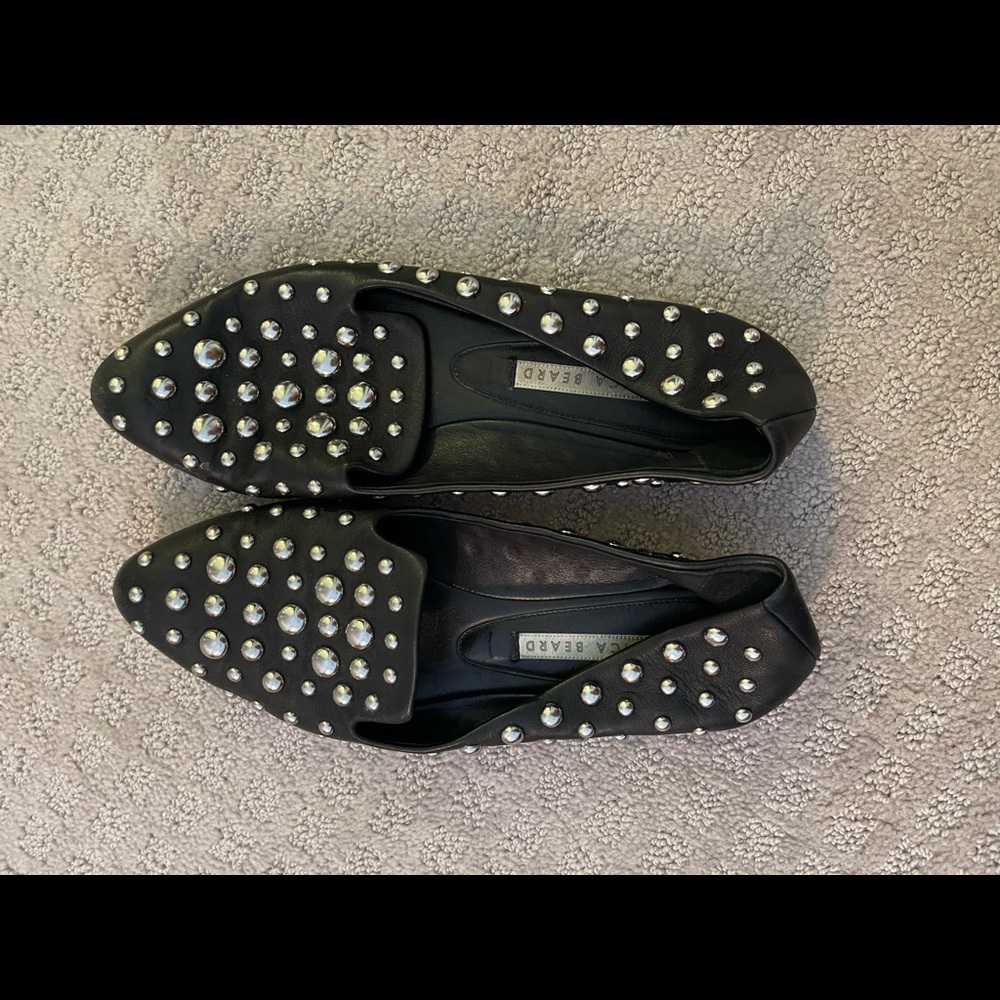Veronica beard flats